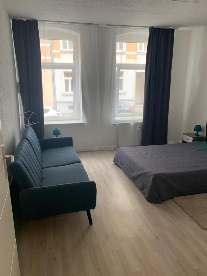 Am Bahnhof Apartment Zwickau Bagian luar foto